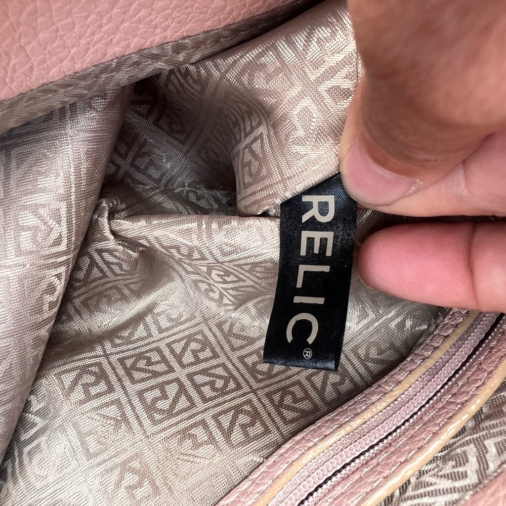 Relic Soft Pink Hand Bag - Picture 15 of 16